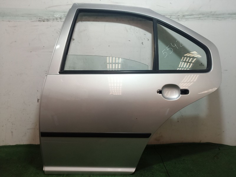 Recambio de puerta trasera izquierda para volkswagen bora i (1j2) 1.6 16v referencia OEM IAM   