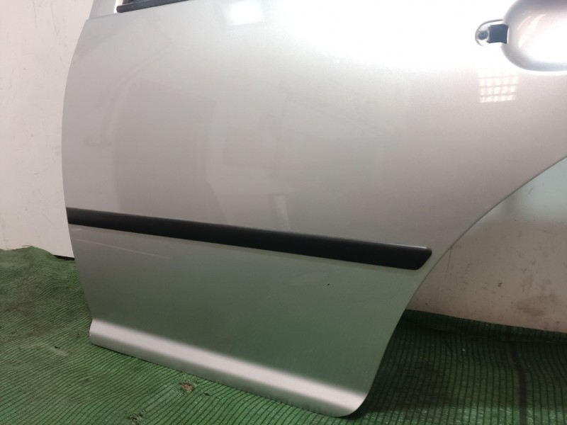 Recambio de puerta trasera izquierda para volkswagen bora i (1j2) 1.6 16v referencia OEM IAM   