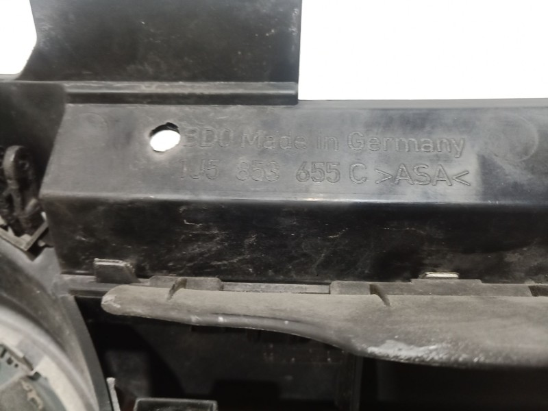 Recambio de rejilla delantera para volkswagen bora i (1j2) 1.6 16v referencia OEM IAM   