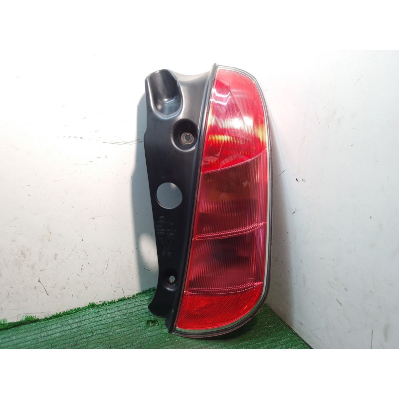 Recambio de piloto trasero derecho para lancia ypsilon (843_) 1.2 (843.axb1a) referencia OEM IAM 51753384 0334003 B032