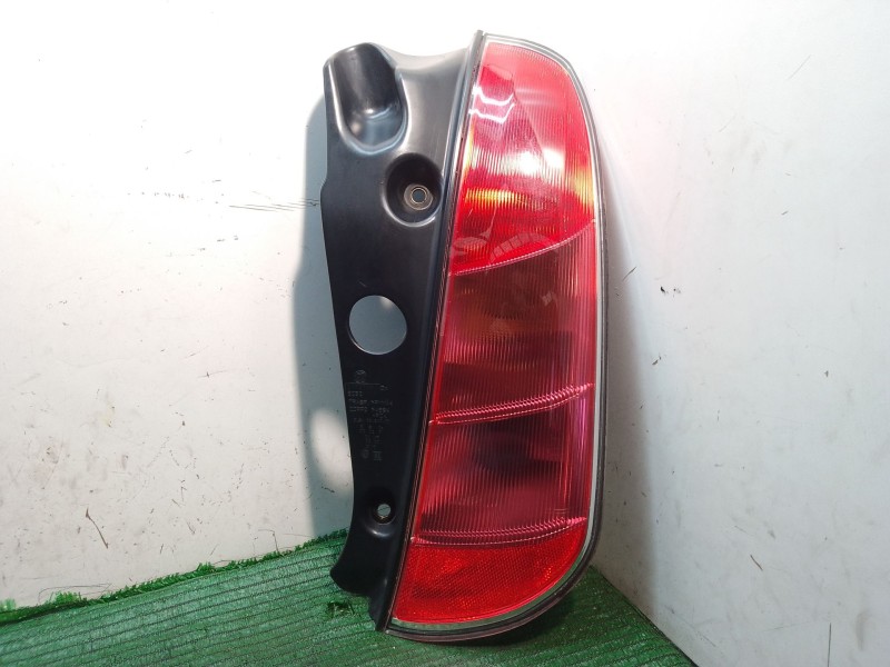 Recambio de piloto trasero derecho para lancia ypsilon (843_) 1.2 (843.axb1a) referencia OEM IAM 51753384 0334003 B032
