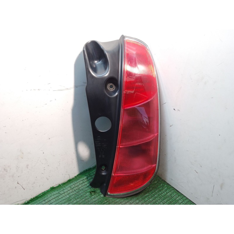 Recambio de piloto trasero derecho para lancia ypsilon (843_) 1.2 (843.axb1a) referencia OEM IAM 51753384 0334003 B032