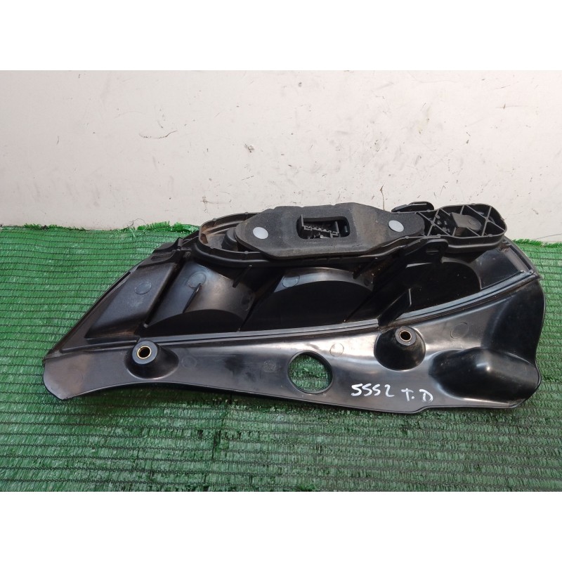 Recambio de piloto trasero derecho para lancia ypsilon (843_) 1.2 (843.axb1a) referencia OEM IAM 51753384 0334003 B032