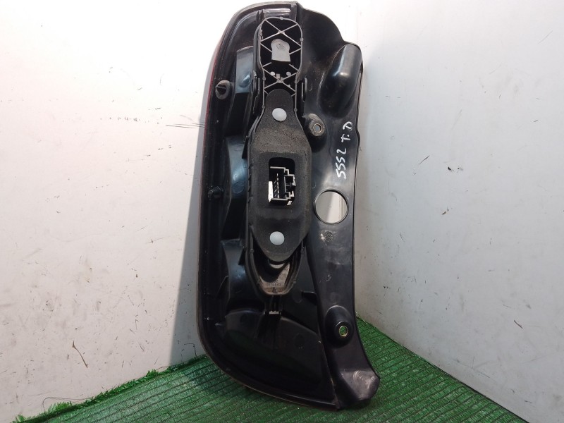 Recambio de piloto trasero derecho para lancia ypsilon (843_) 1.2 (843.axb1a) referencia OEM IAM 51753384 0334003 B032