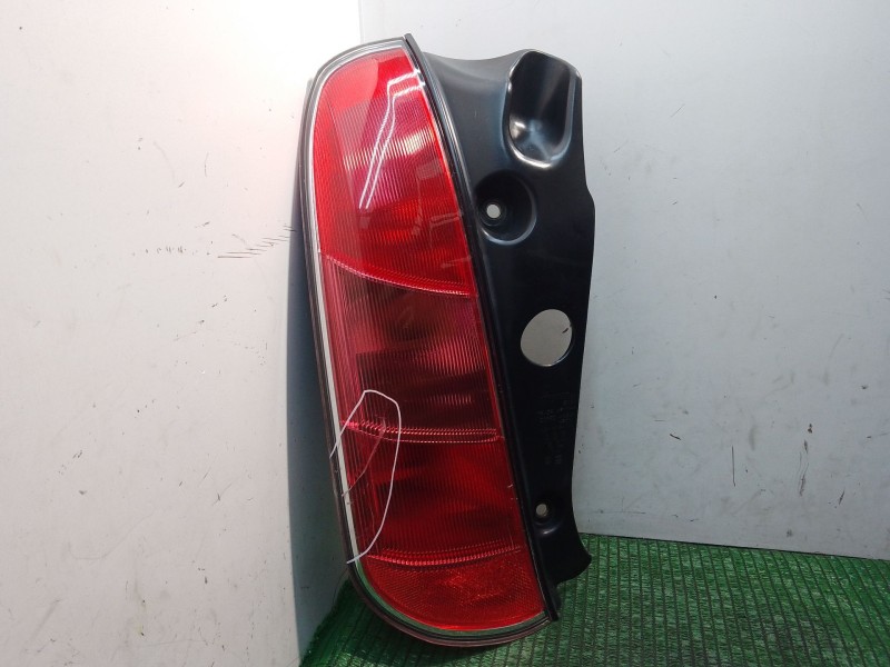 Recambio de piloto trasero izquierdo para lancia ypsilon (843_) 1.2 (843.axb1a) referencia OEM IAM 51753385 0334003 B032