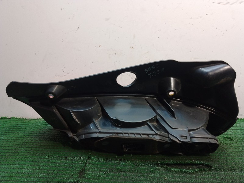 Recambio de piloto trasero izquierdo para lancia ypsilon (843_) 1.2 (843.axb1a) referencia OEM IAM 51753385 0334003 B032