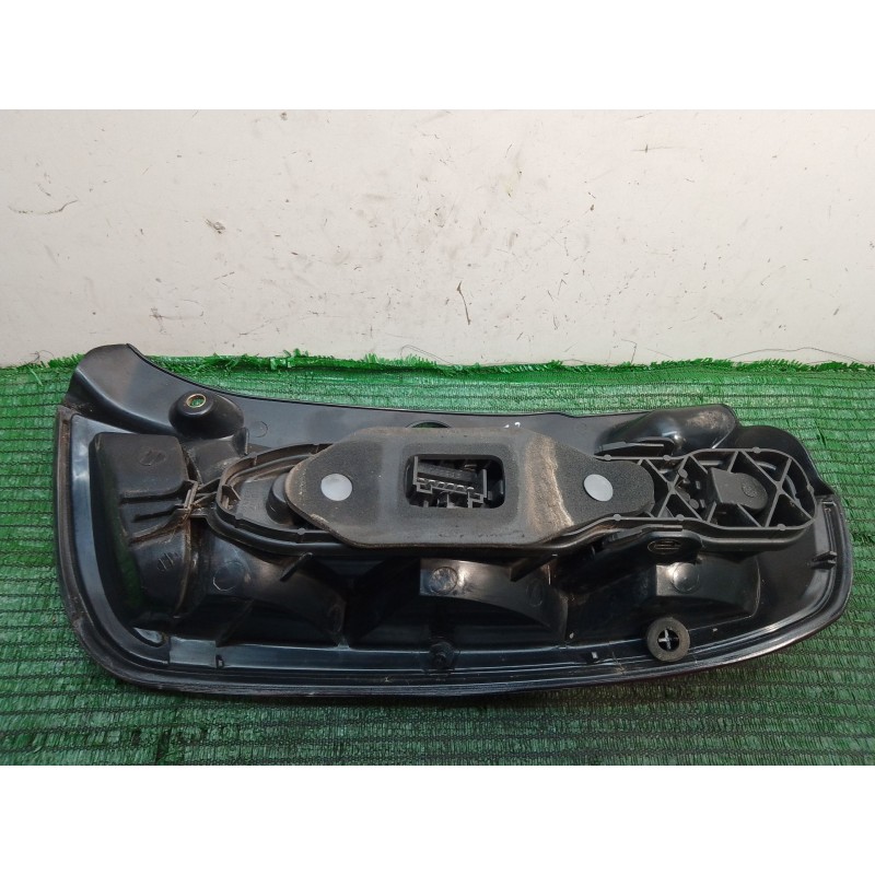 Recambio de piloto trasero izquierdo para lancia ypsilon (843_) 1.2 (843.axb1a) referencia OEM IAM 51753385 0334003 B032