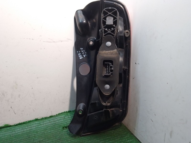 Recambio de piloto trasero izquierdo para lancia ypsilon (843_) 1.2 (843.axb1a) referencia OEM IAM 51753385 0334003 B032