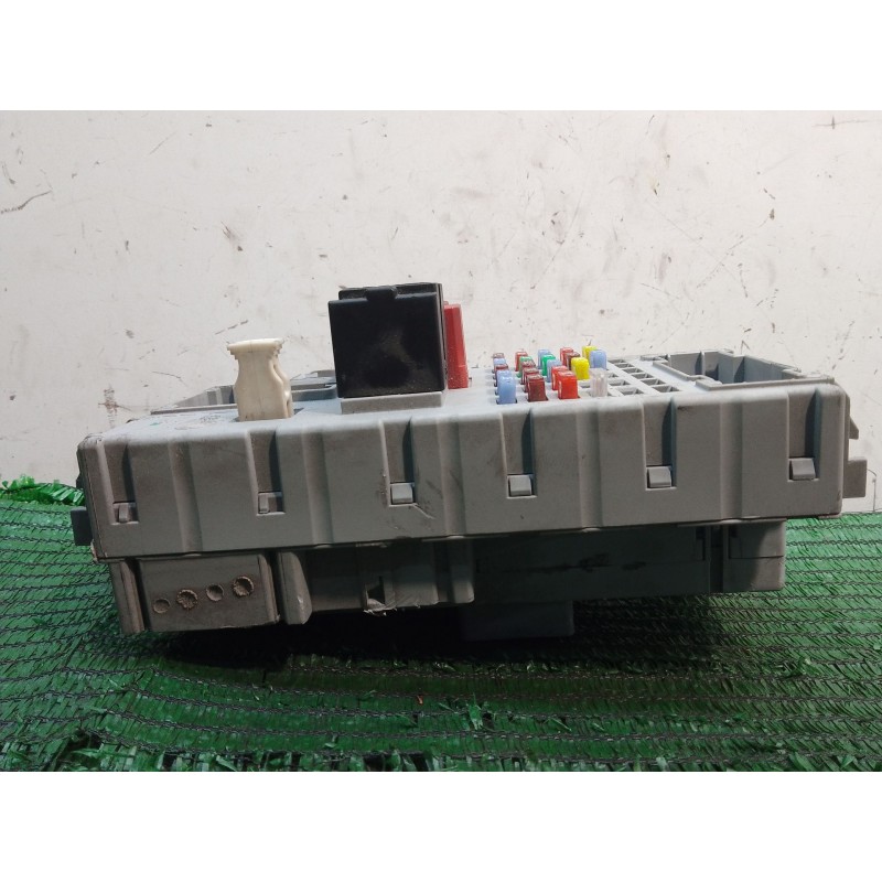 Recambio de caja reles / fusibles para lancia ypsilon (843_) 1.2 (843.axb1a) referencia OEM IAM 51771409  