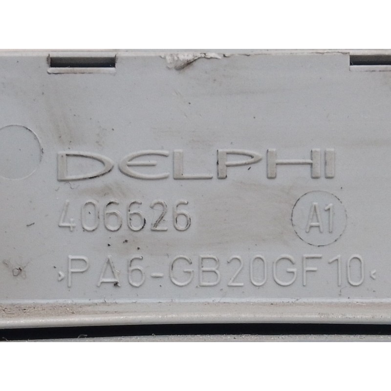 Recambio de caja reles / fusibles para lancia ypsilon (843_) 1.2 (843.axb1a) referencia OEM IAM 51771409  