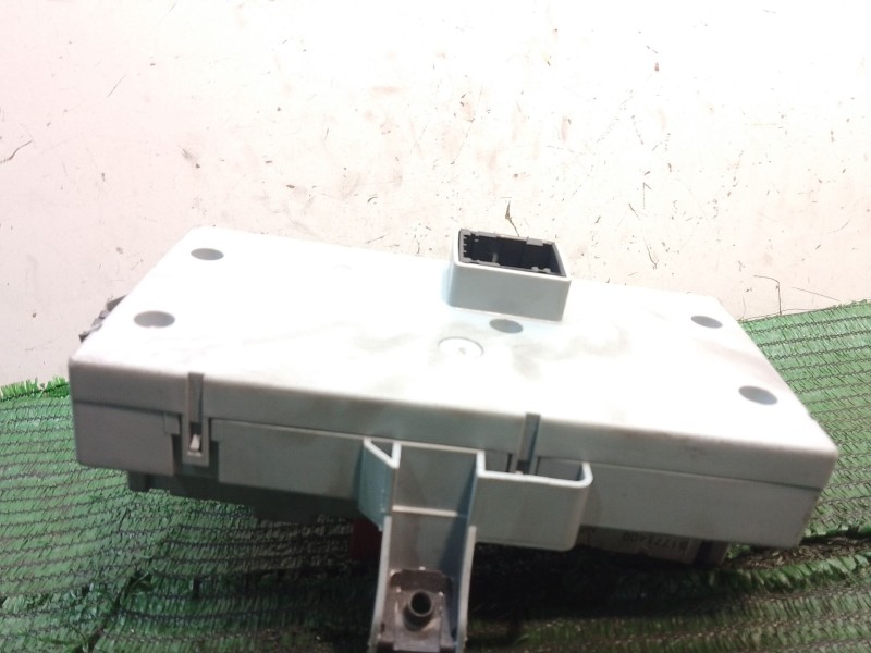 Recambio de caja reles / fusibles para lancia ypsilon (843_) 1.2 (843.axb1a) referencia OEM IAM 51771409  