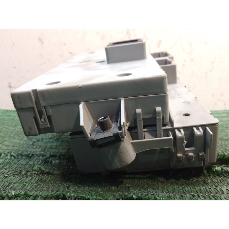 Recambio de caja reles / fusibles para lancia ypsilon (843_) 1.2 (843.axb1a) referencia OEM IAM 51771409  