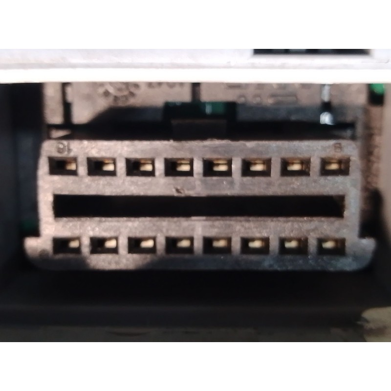 Recambio de caja reles / fusibles para lancia ypsilon (843_) 1.2 (843.axb1a) referencia OEM IAM 51771409  