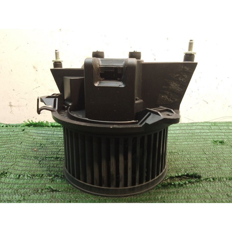 Recambio de ventilador calefaccion para lancia ypsilon (843_) 1.2 (843.axb1a) referencia OEM IAM B837 B837 C3120522309