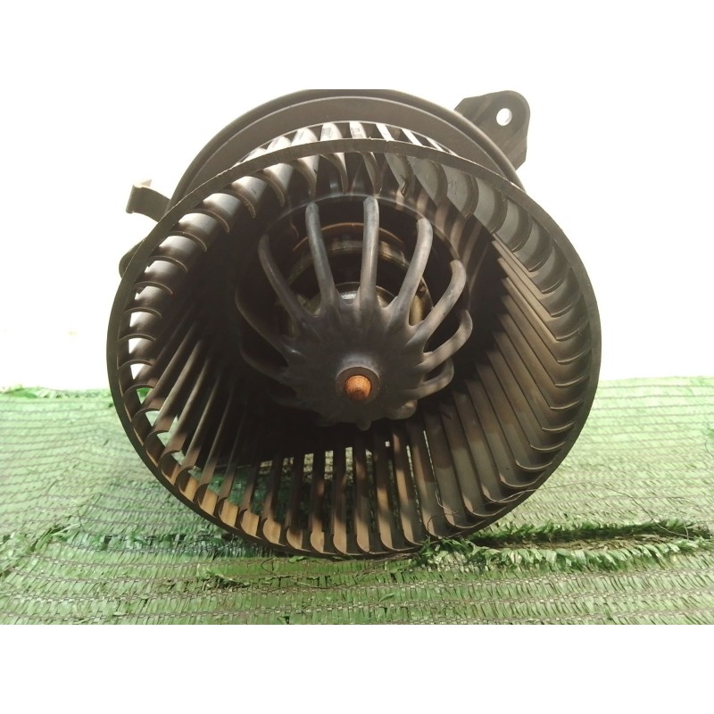 Recambio de ventilador calefaccion para lancia ypsilon (843_) 1.2 (843.axb1a) referencia OEM IAM B837 B837 C3120522309