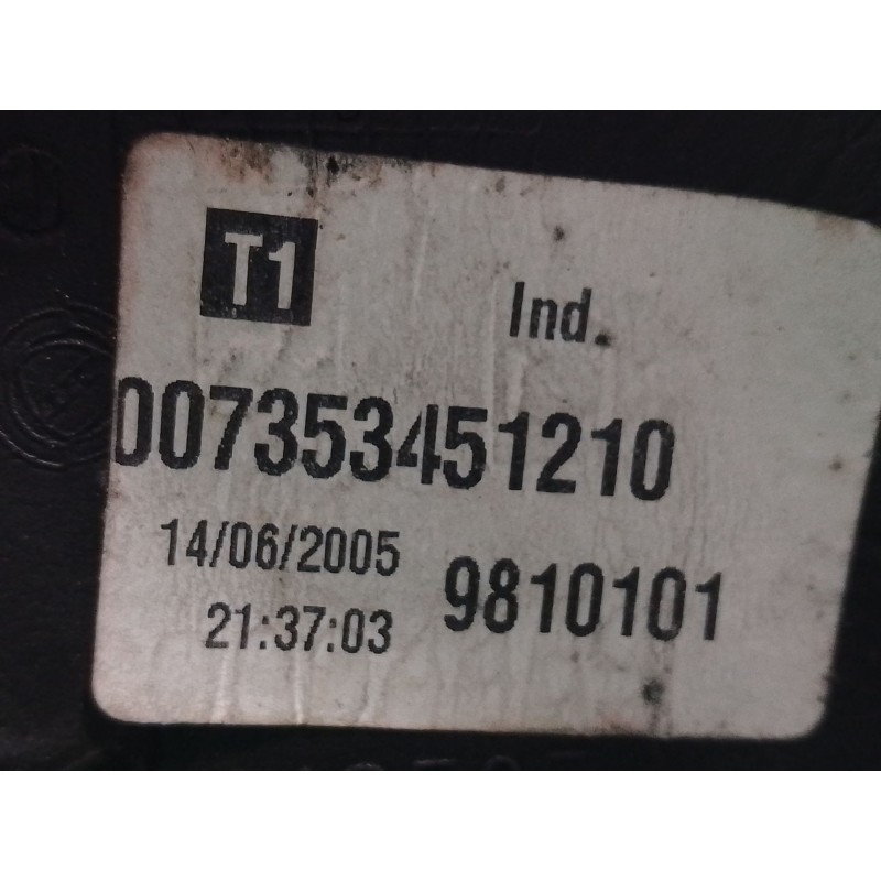 Recambio de retrovisor izquierdo para lancia ypsilon (843_) 1.2 (843.axb1a) referencia OEM IAM 735339652 0004489 735339653