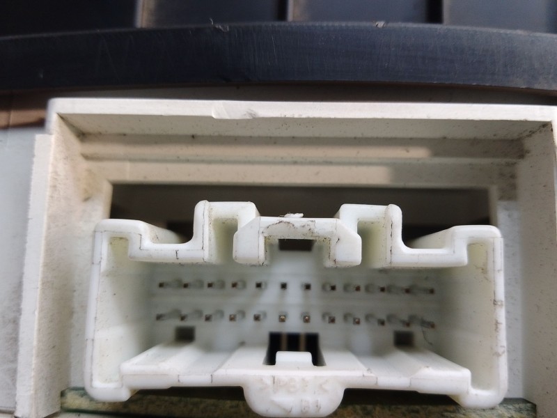 Recambio de cuadro instrumentos para mazda mpv ii (lw) 2.0 di referencia OEM IAM   