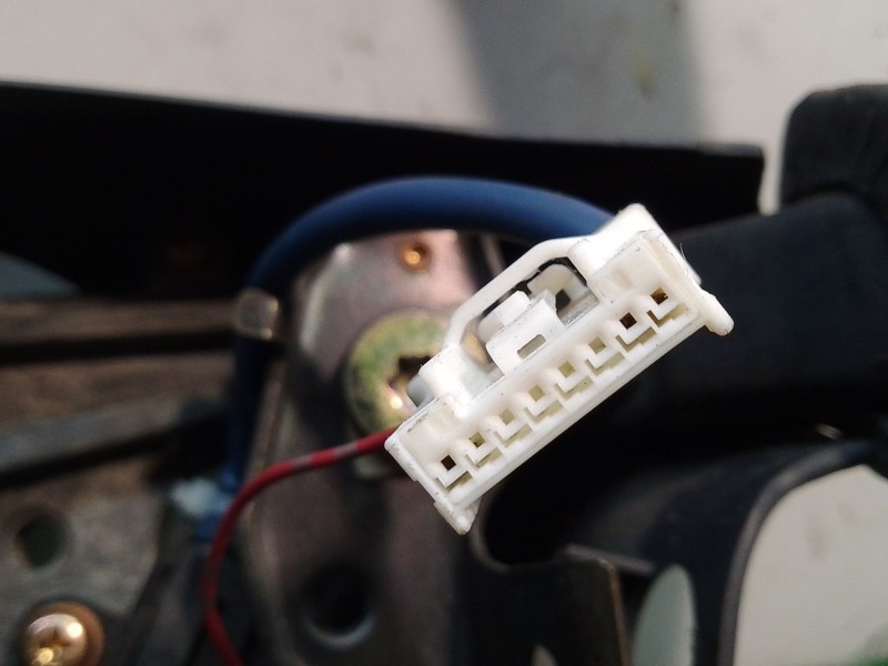 Recambio de volante para mazda mpv ii (lw) 2.0 di referencia OEM IAM 02111805 02111805 LD71SV63