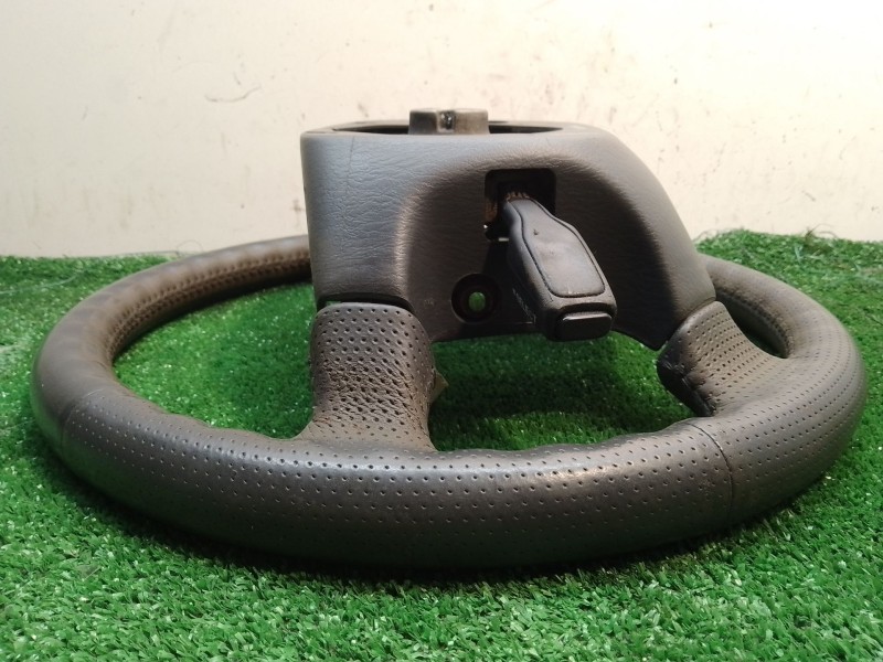 Recambio de volante para mazda mpv ii (lw) 2.0 di referencia OEM IAM 02111805 02111805 LD71SV63