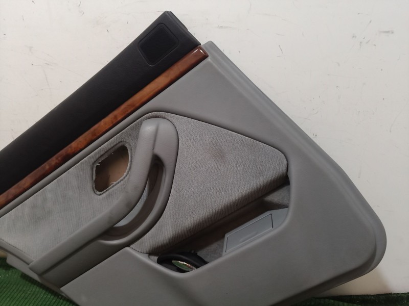 Recambio de guarnecido puerta trasera izquierda para bmw 5 (e39) 523 i referencia OEM IAM   