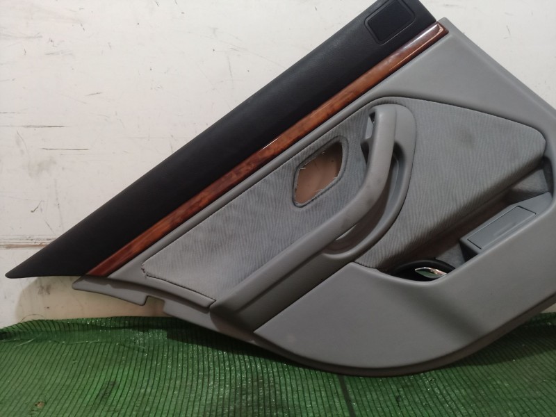 Recambio de guarnecido puerta trasera izquierda para bmw 5 (e39) 523 i referencia OEM IAM   