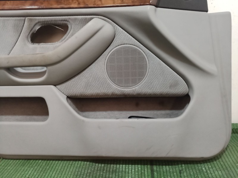 Recambio de guarnecido puerta delantera izquierda para bmw 5 (e39) 523 i referencia OEM IAM 8212805 8212805 8212805