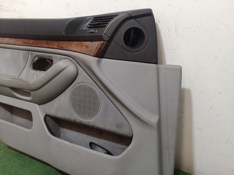 Recambio de guarnecido puerta delantera izquierda para bmw 5 (e39) 523 i referencia OEM IAM 8212805 8212805 8212805