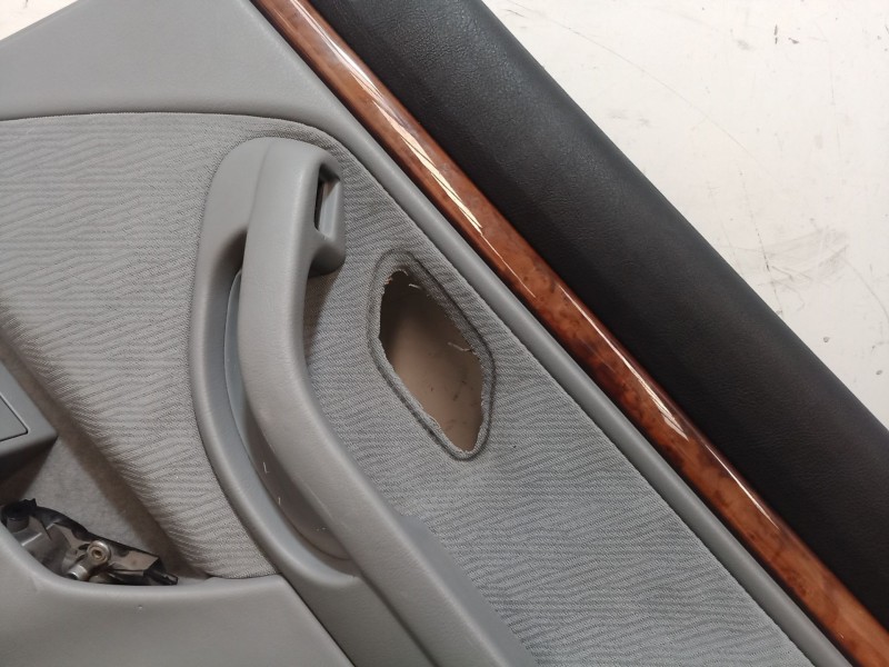 Recambio de guarnecido puerta trasera derecha para bmw 5 (e39) 523 i referencia OEM IAM   