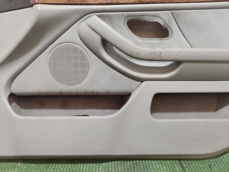 Recambio de guarnecido puerta delantera derecha para bmw 5 (e39) 523 i referencia OEM IAM   