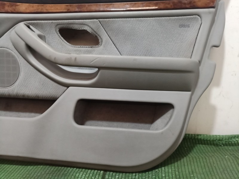 Recambio de guarnecido puerta delantera derecha para bmw 5 (e39) 523 i referencia OEM IAM   