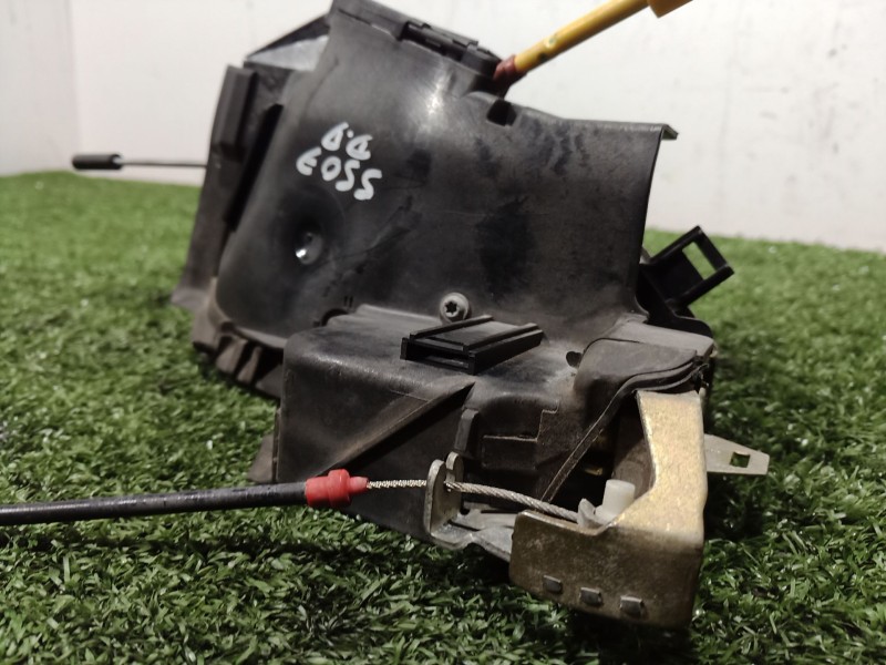 Recambio de cerradura puerta delantera derecha para bmw 5 (e39) 523 i referencia OEM IAM 8235096 8235096 8235096