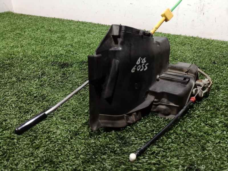 Recambio de cerradura puerta delantera derecha para bmw 5 (e39) 523 i referencia OEM IAM 8235096 8235096 8235096