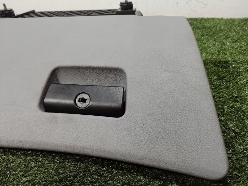 Recambio de tapa guantera para bmw 5 (e39) 523 i referencia OEM IAM   