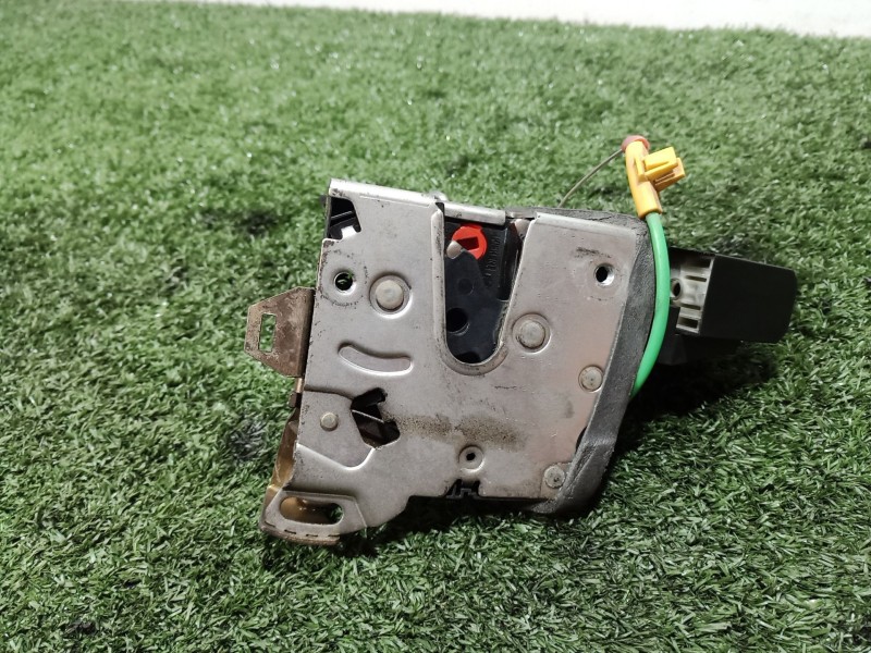 Recambio de cerradura puerta trasera derecha para bmw 5 (e39) 523 i referencia OEM IAM   