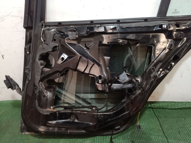 Recambio de puerta trasera derecha para bmw 3 (e46) 320 d referencia OEM IAM   