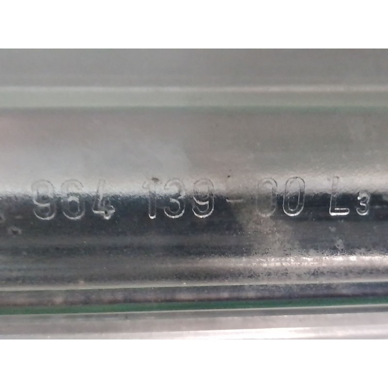 Recambio de faro izquierdo para volkswagen bora i (1j2) 1.6 16v referencia OEM IAM 96413900 96364500 96359700L