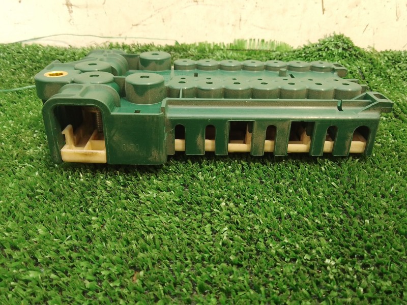 Recambio de caja reles / fusibles para bmw 5 (e39) 523 i referencia OEM IAM 61138370641 5518361 61138367768