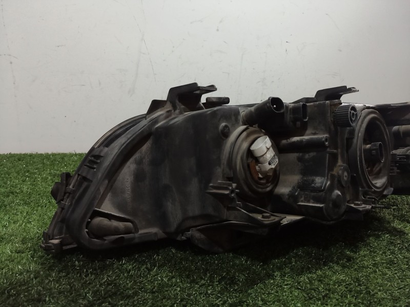 Recambio de faro derecho para bmw 5 (e39) 523 i referencia OEM IAM   