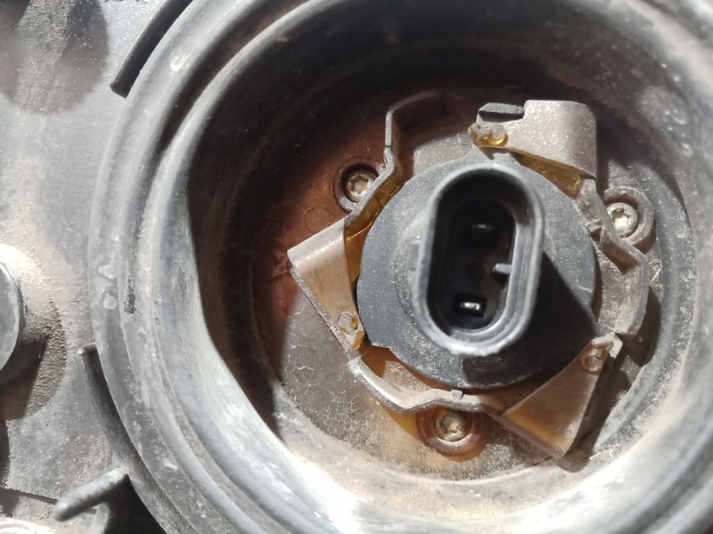 Recambio de faro derecho para bmw 5 (e39) 523 i referencia OEM IAM   