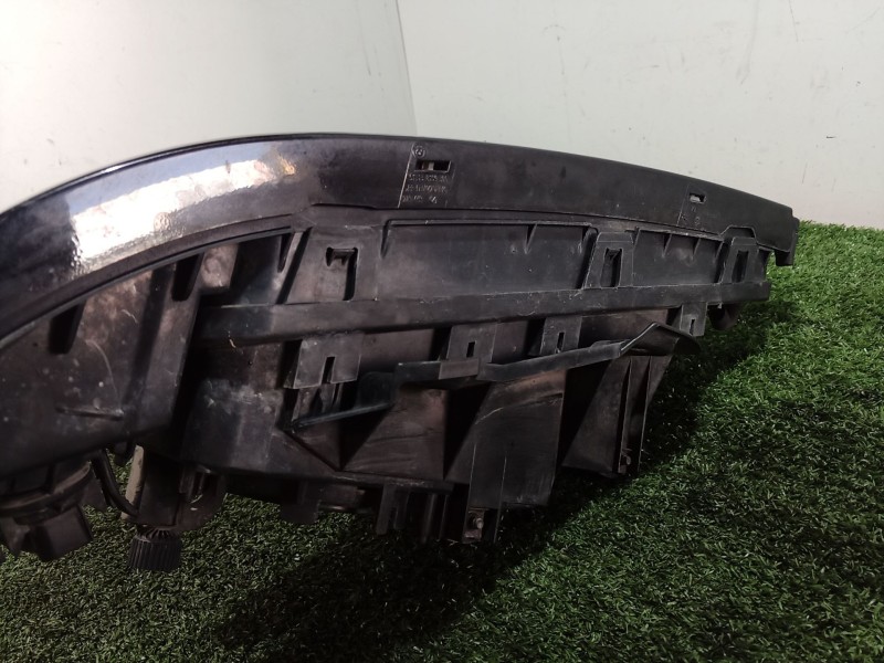 Recambio de faro derecho para bmw 5 (e39) 523 i referencia OEM IAM   