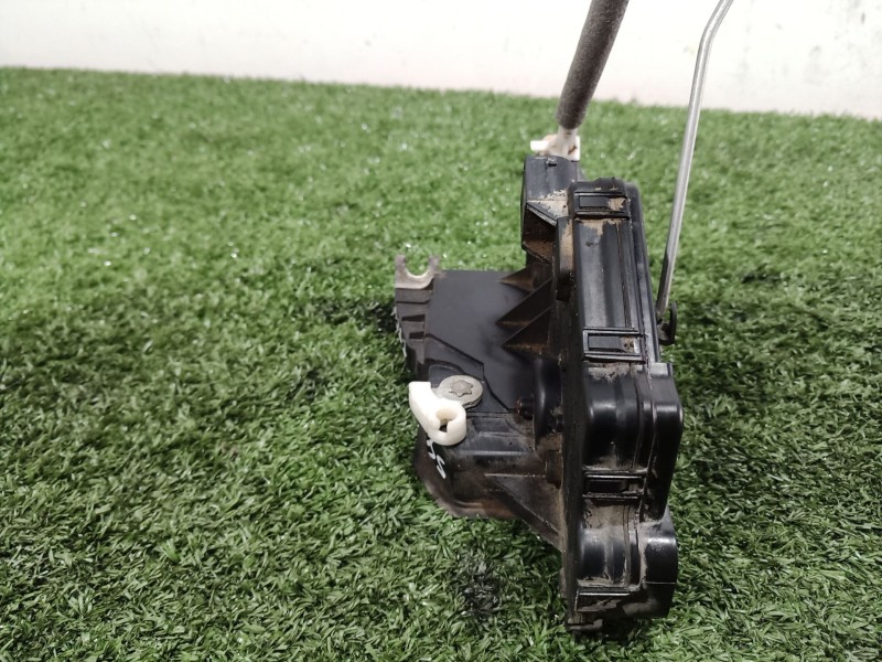 Recambio de cerradura puerta trasera izquierda para bmw 3 (e46) 320 d referencia OEM IAM   