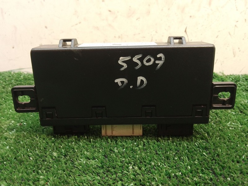 Recambio de modulo electronico para bmw 5 (e39) 523 i referencia OEM IAM 613569042559 0900101 689667