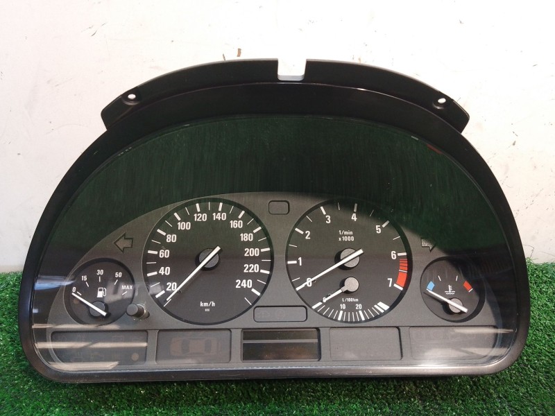 Recambio de cuadro instrumentos para bmw 5 (e39) 523 i referencia OEM IAM 110008735088 87001313 62116903794