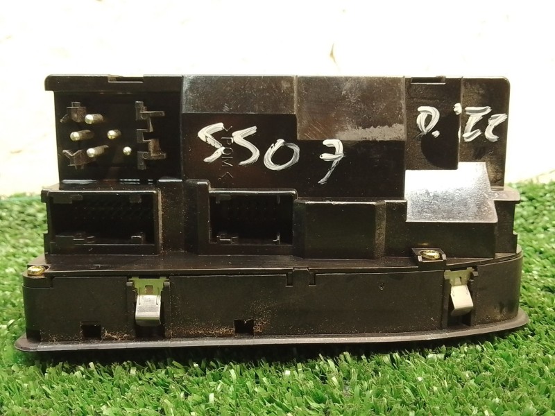 Recambio de mando elevalunas delantero izquierdo para bmw 5 (e39) 523 i referencia OEM IAM 6904306 6904306 474308