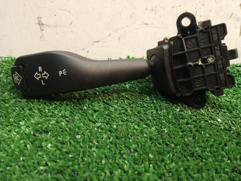 Recambio de mando intermitentes para bmw 5 (e39) 523 i referencia OEM IAM 8363668K 8363668K 01104010