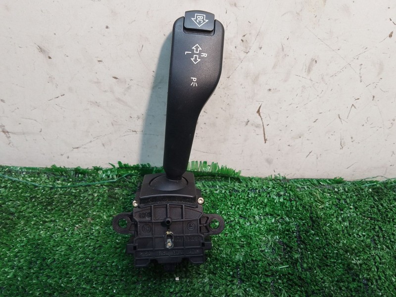 Recambio de mando intermitentes para bmw 5 (e39) 523 i referencia OEM IAM 8363668K 8363668K 01104010
