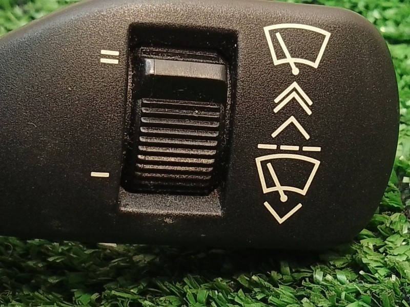 Recambio de mando limpia para bmw 5 (e39) 523 i referencia OEM IAM 8363664 8363664 01204000