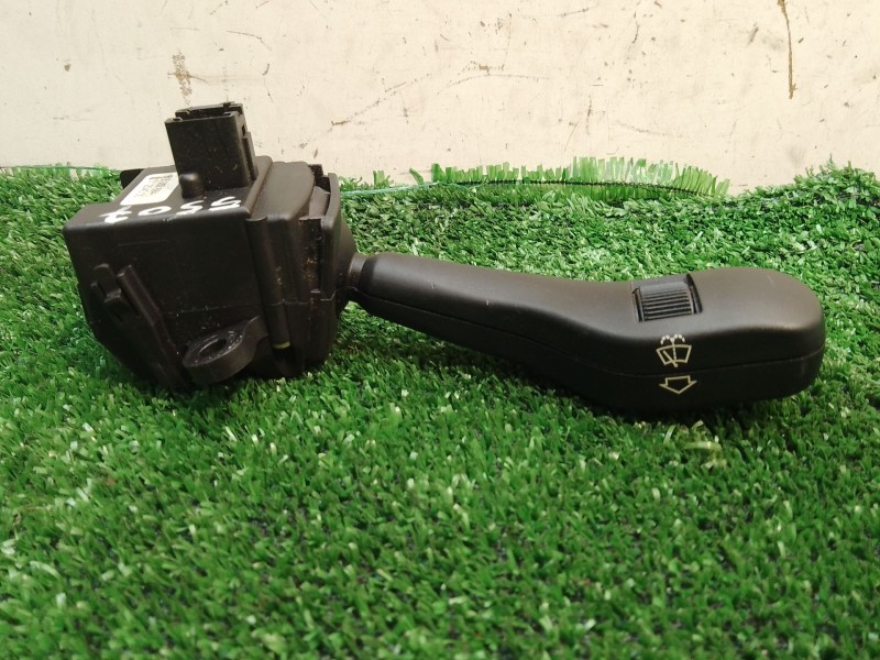 Recambio de mando limpia para bmw 5 (e39) 523 i referencia OEM IAM 8363664 8363664 01204000