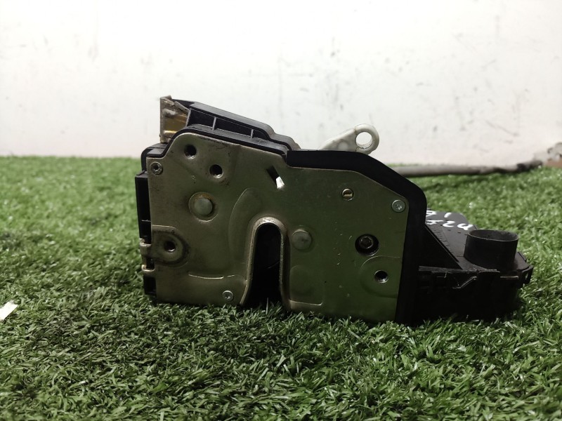 Recambio de cerradura puerta delantera izquierda para bmw 3 (e46) 320 d referencia OEM IAM   