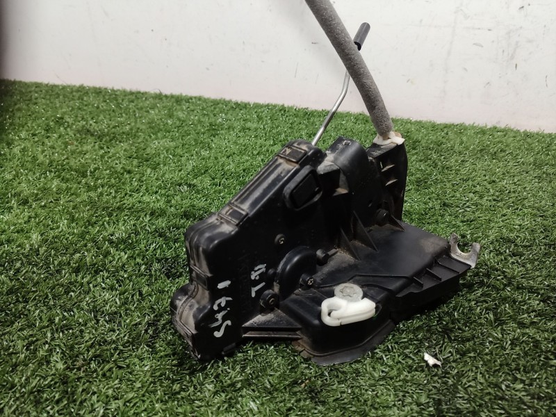 Recambio de cerradura puerta trasera derecha para bmw 3 (e46) 320 d referencia OEM IAM   